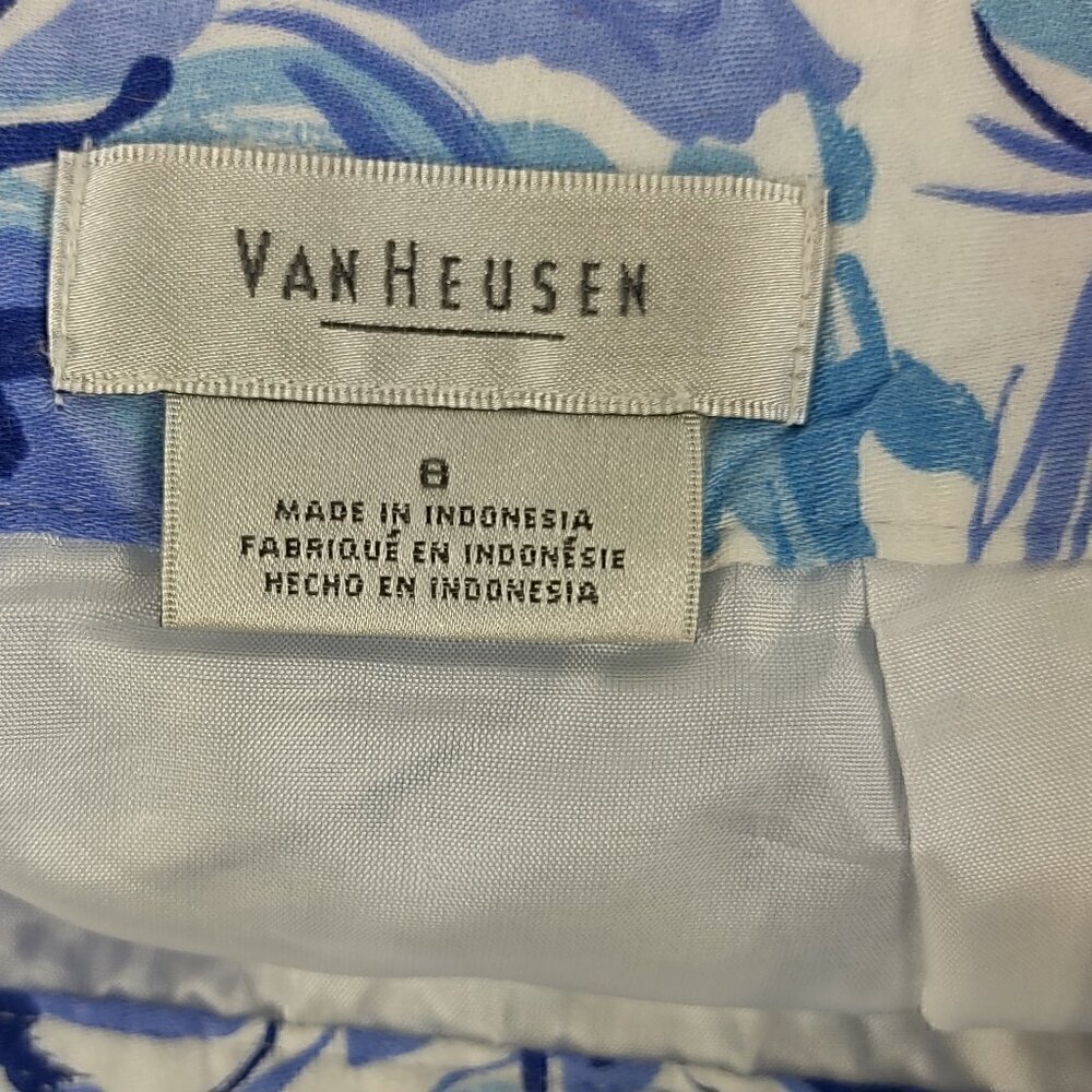 Van Heusen Women's 100% Cotton Blue, White Floral Back Zip, Pencil Skirt Size 8 - Picture 9 of 10
